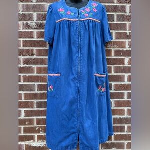 Go Softly Size L patio dress Full Zip Pockets Floral Embroidery Vintage Cottage